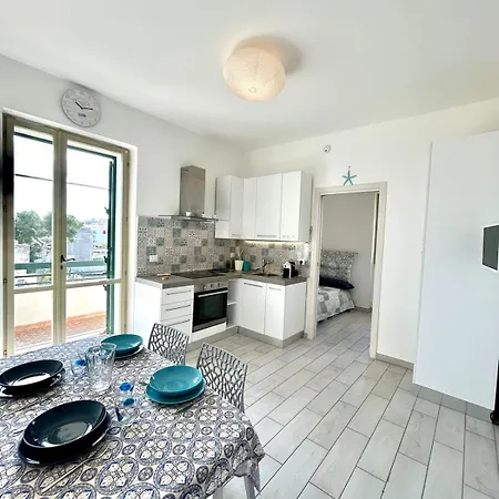 Attico Blue Sky 펜션 갈리폴리